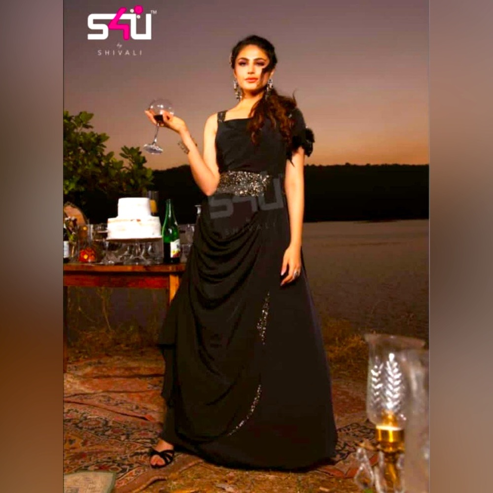 Stunning black evening gown with feathers